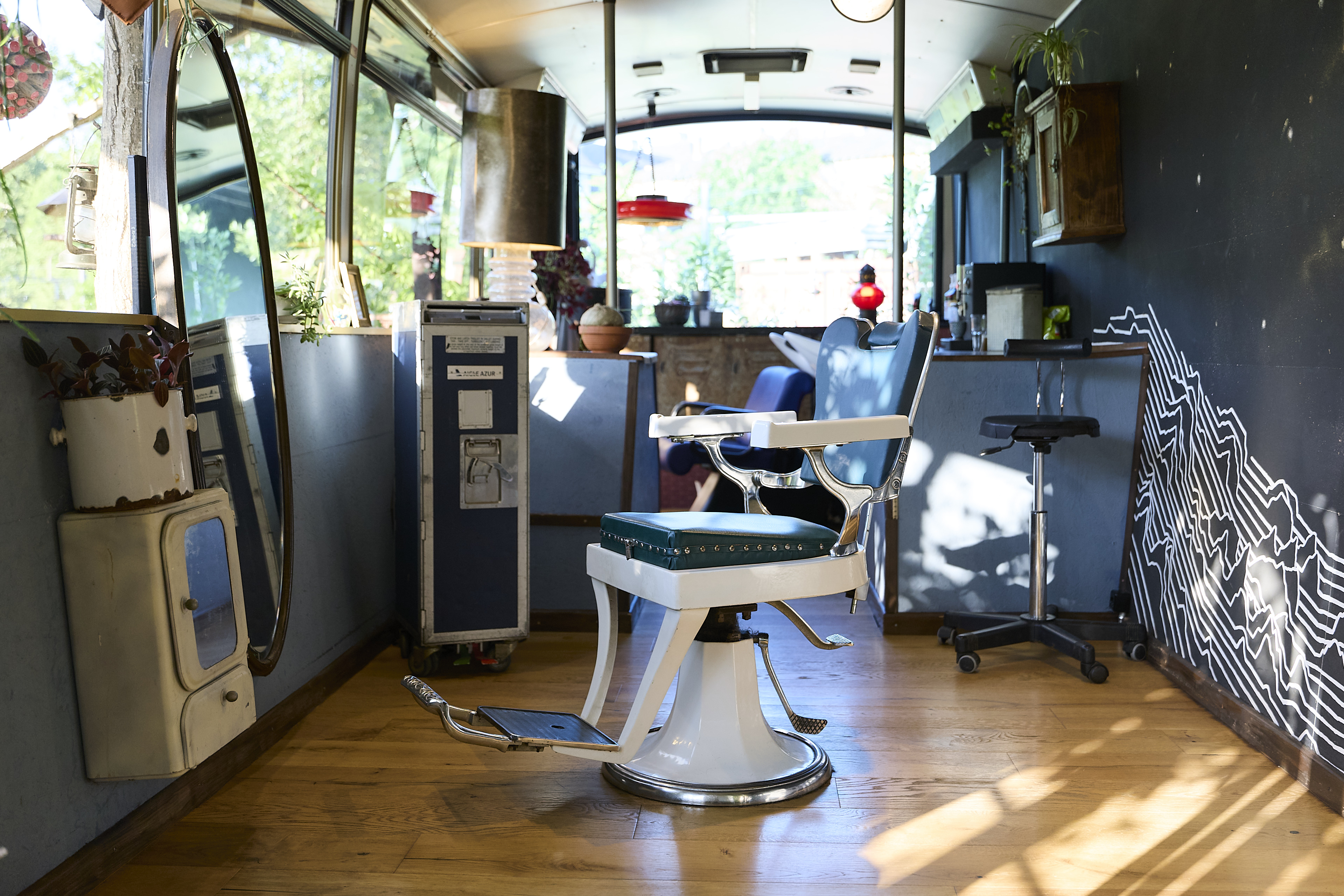 tête en l'air Salon